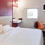 Hotelf1 Calais