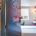 Hotelf1 Calais Hotel