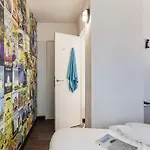 Hotelf1 Calais ホテル