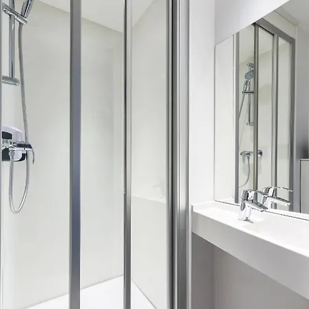 Hotel Hotelf1 Calais