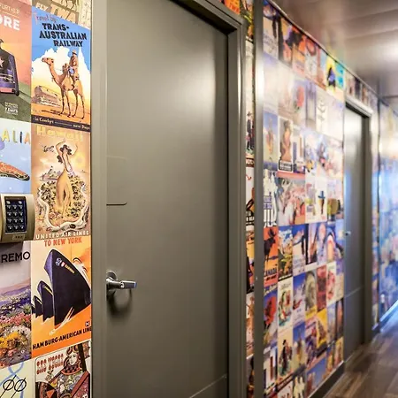 Hotelf1 Calais Hotel