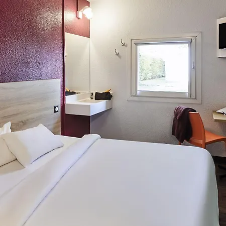 Hotel Hotelf1 Calais