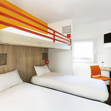 Hotelf1 Calais Hotel *