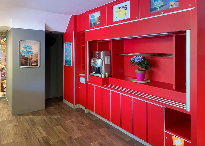 Hotelf1 Calais Hotel