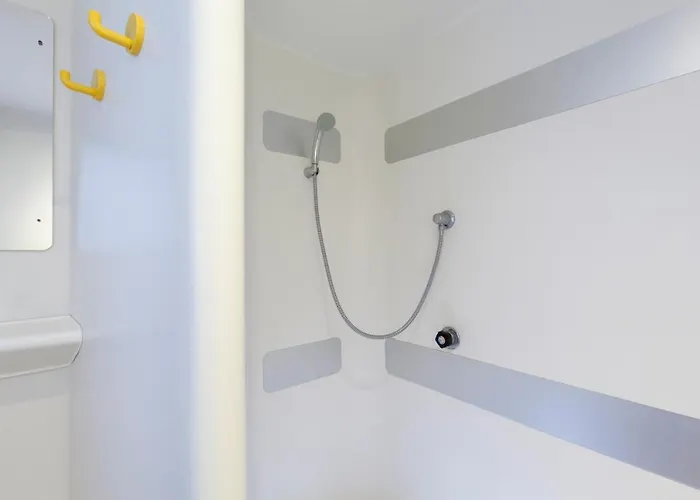 Hotel Hotelf1 Calais Coquelles