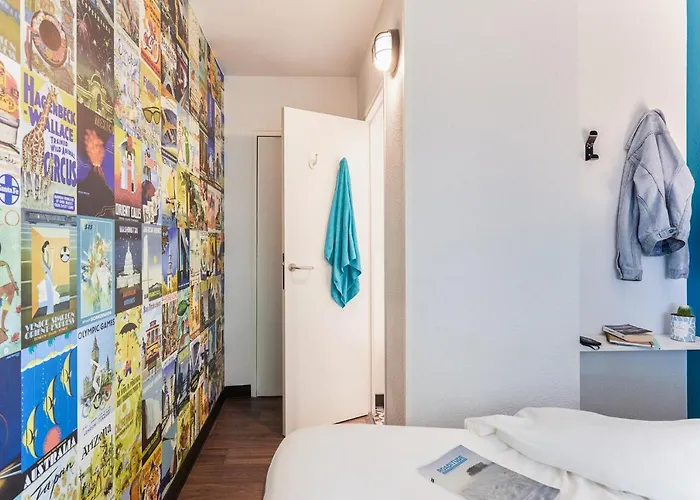 Hotelf1 Calais * Coquelles